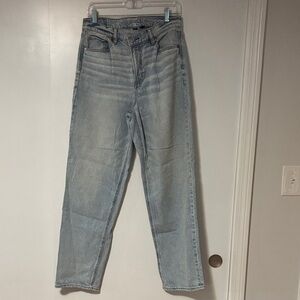 American Eagle Outfitters Strigid Light Wash Jeans